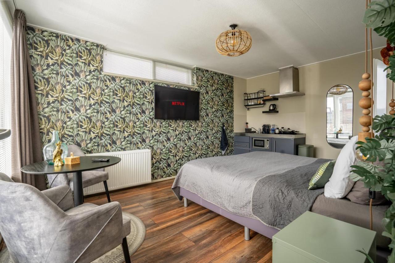 The Lion King - 6 Person Linked Apartment With Roof Terrace 格罗宁根 外观 照片