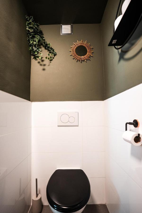 The Lion King - 6 Person Linked Apartment With Roof Terrace 格罗宁根 外观 照片
