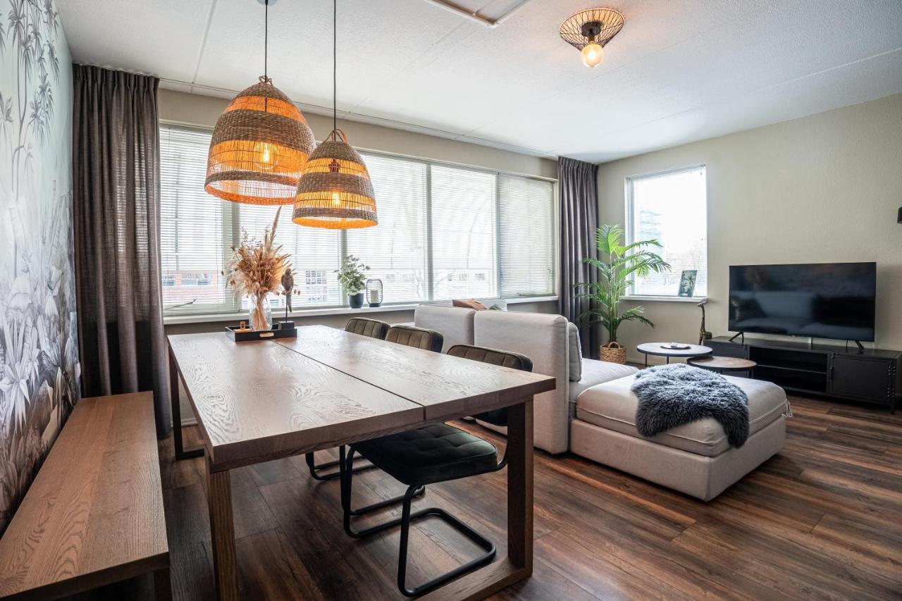 The Lion King - 6 Person Linked Apartment With Roof Terrace 格罗宁根 外观 照片